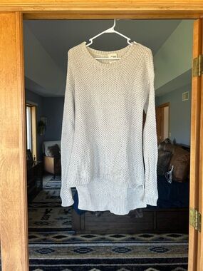 Wilfred Light Gray Knit Crewneck Sweater